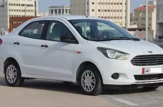 Kullanılmış Ford Figo Satılık içinde Al Sadd , Doha #8448 - 1  image 