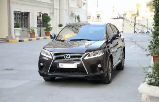 用过的 Lexus RX 350 出售 在 萨德 , 多哈 #8484 - 1  image 
