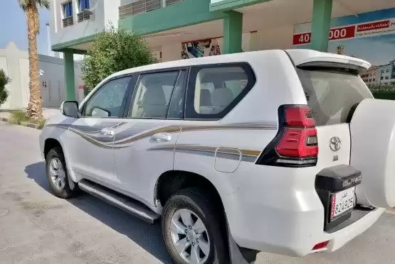 Usado Toyota RAV4 Venta en Doha #8488 - 1  image 