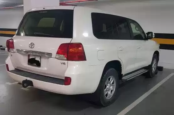 Использовал Toyota Land Cruiser Продается в Аль-Садд , Доха #8517 - 1  image 