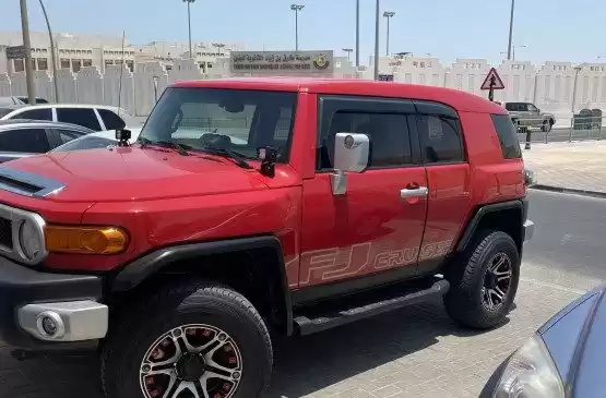 مستعملة Toyota FJ Cruiser للبيع في الدوحة #8520 - 1  صورة 