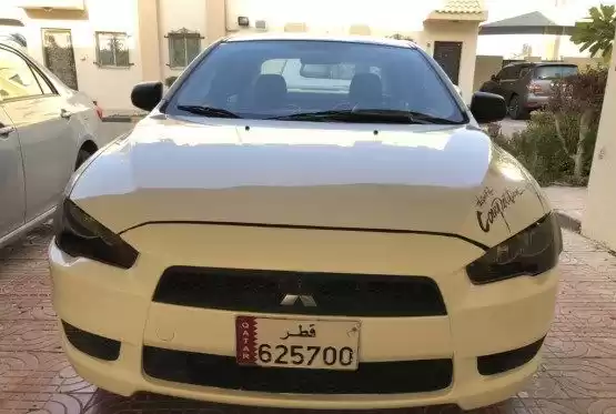 Gebraucht Mitsubishi Lancer Zu verkaufen in Al Sadd , Doha #8575 - 1  image 