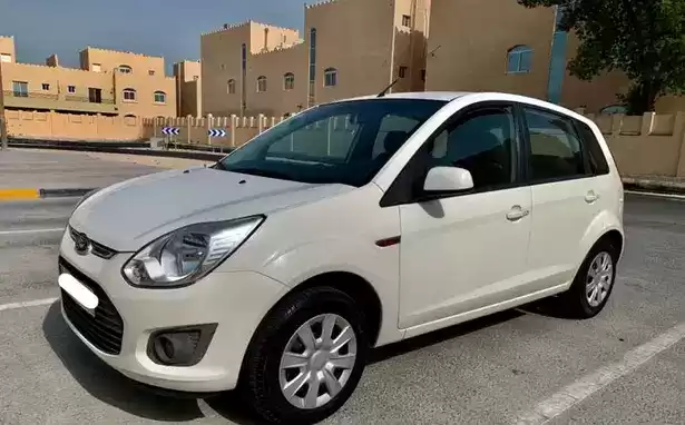 Использовал Ford Figo Продается в Аль-Садд , Доха #8592 - 1  image 