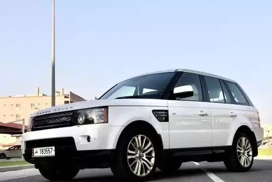 Использовал Land Rover Range Rover Sport Продается в Аль-Садд , Доха #8682 - 1  image 