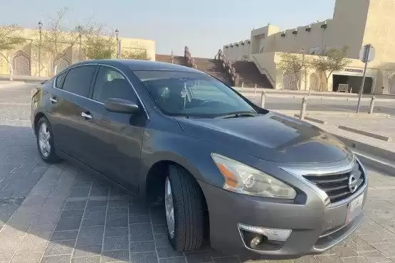 Gebraucht Nissan Altima Zu verkaufen in Doha #8698 - 1  image 