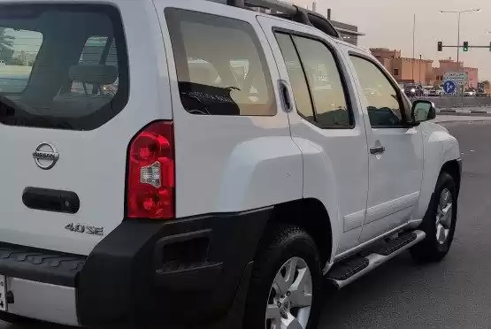 Использовал Nissan Xterra Продается в Аль-Садд , Доха #8705 - 1  image 