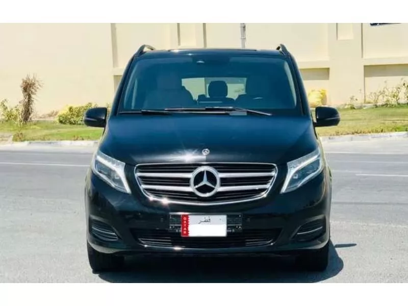 استفاده شده Mercedes-Benz V Class برای فروش که در السد , دوحه #8820 - 1  image 