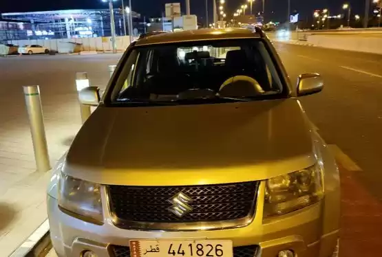 Kullanılmış Suzuki Grand Vitara Satılık içinde Al Sadd , Doha #8859 - 1  image 