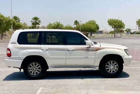 Used Toyota Land Cruiser For Sale in Doha #8863 - 3  image 
