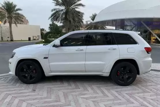 Used Jeep Grand Cherokee For Sale in Doha #8919 - 1  image 