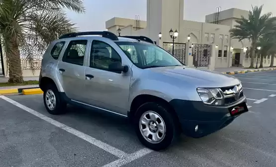 مستعملة Renault Unspecified للبيع في الدوحة #8943 - 1  صورة 