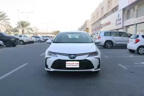 Совершенно новый Toyota Corolla Продается в Аль-Садд , Доха #8966 - 1  image 