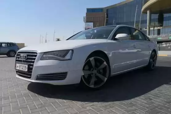 مستعملة Audi A8 للبيع في الدوحة #8999 - 1  صورة 