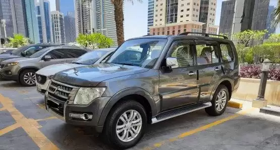 Использовал Mitsubishi Pajero Продается в Аль-Садд , Доха #9008 - 1  image 