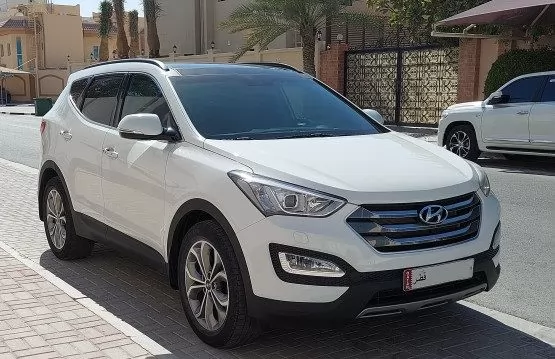 Used Hyundai Santa Fe For Sale in Doha #9029 - 1  image 