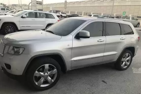 Used Jeep Grand Cherokee For Sale in Doha #9038 - 1  image 