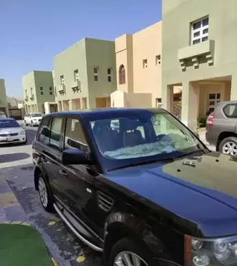 Kullanılmış Land Rover Range Rover Sport Satılık içinde Al Sadd , Doha #9070 - 1  image 