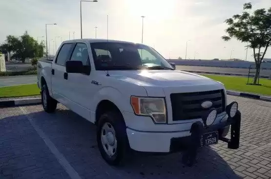 Gebraucht Ford Unspecified Zu verkaufen in Al Sadd , Doha #9106 - 1  image 