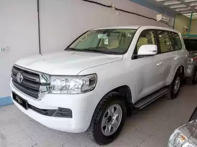 Utilisé Toyota Unspecified À vendre au Doha #9123 - 1  image 