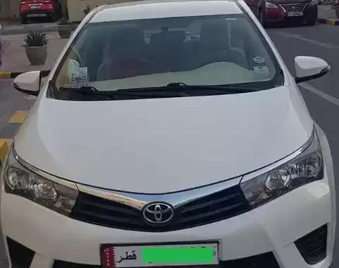 Gebraucht Toyota Corolla Zu verkaufen in Al Sadd , Doha #9147 - 1  image 