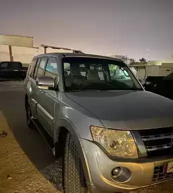 Gebraucht Mitsubishi Pajero Zu verkaufen in Al Sadd , Doha #9189 - 1  image 