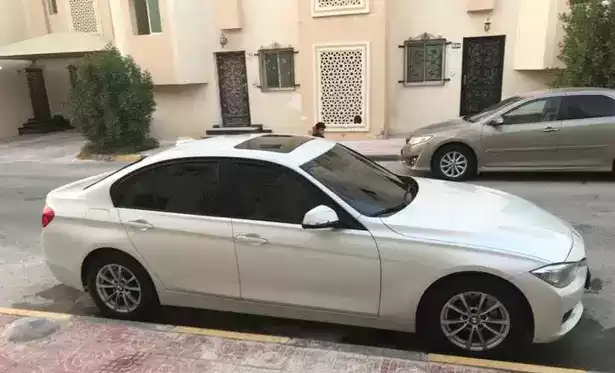 用过的 BMW Unspecified 出售 在 萨德 , 多哈 #9223 - 1  image 