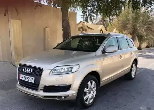 Usado Audi Q7 Venta en al-sad , Doha #9225 - 1  image 