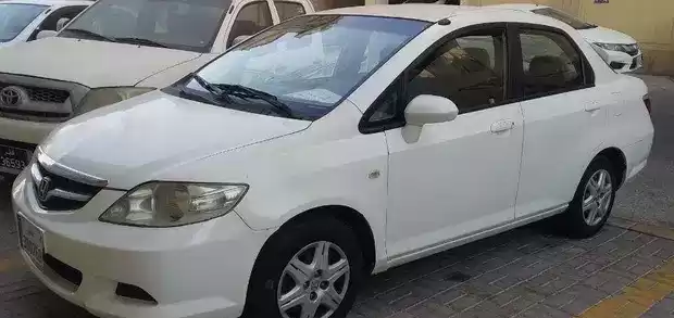 Gebraucht Honda City Zu verkaufen in Al Sadd , Doha #9301 - 1  image 