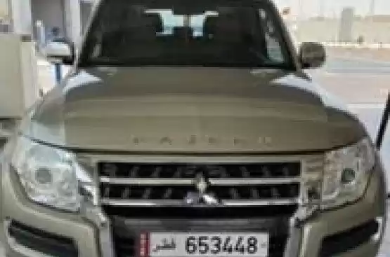 用过的 Mitsubishi Pajero 出售 在 萨德 , 多哈 #9321 - 1  image 