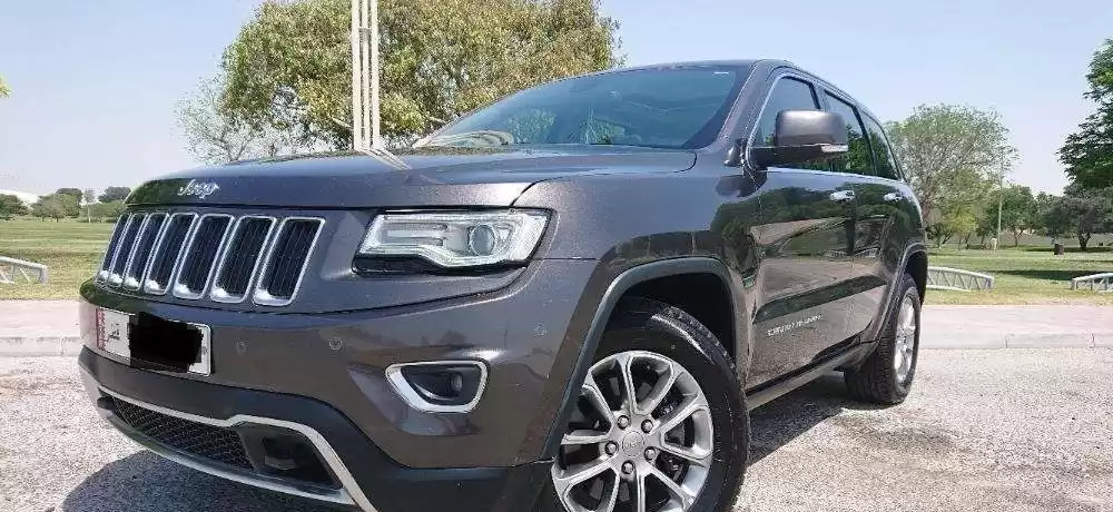 Used Jeep Grand Cherokee For Sale in Doha #9359 - 1  image 