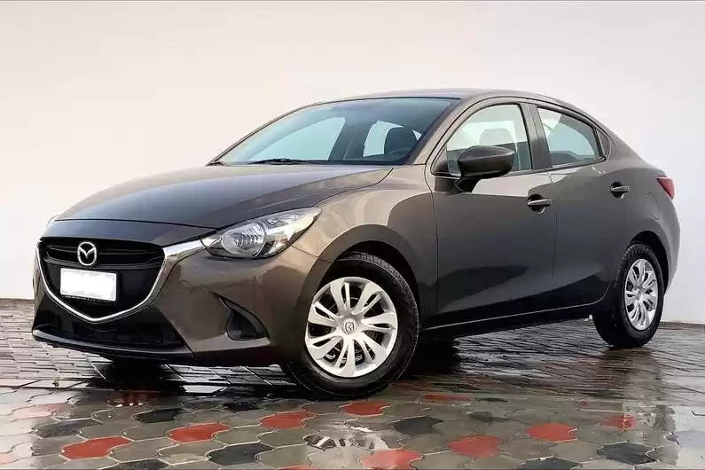 Использовал Mazda Unspecified Продается в Доха #9431 - 1  image 