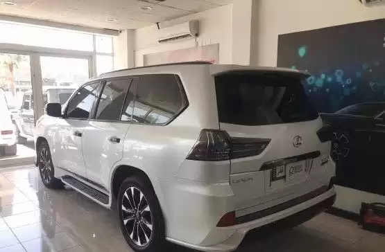 Gebraucht Lexus LX Zu verkaufen in Doha #9478 - 1  image 