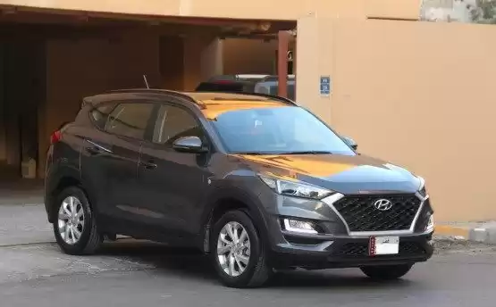 用过的 Hyundai Tucson 出售 在 萨德 , 多哈 #9528 - 1  image 