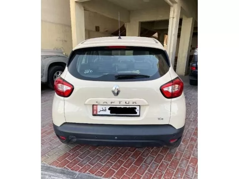 Used Renault Captur For Sale in Doha #9593 - 1  image 