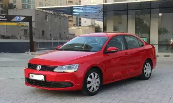 Использовал Volkswagen Jetta Продается в Доха #9613 - 1  image 
