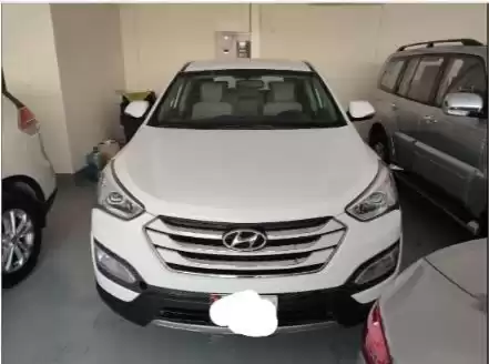 Utilisé Hyundai Unspecified À vendre au Doha #9698 - 1  image 