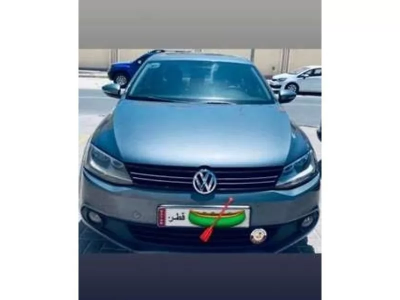 Utilisé Volkswagen Jetta À vendre au Doha #9741 - 1  image 