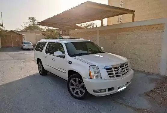 Gebraucht Cadillac Unspecified Zu verkaufen in Doha #9744 - 1  image 