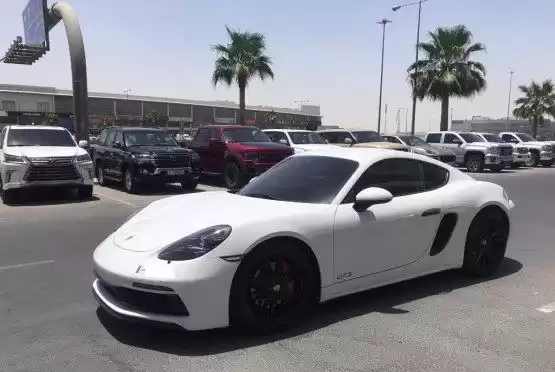 Использовал Porsche Cayman Продается в Доха #9776 - 1  image 