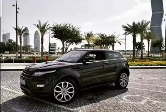 Usado Land Rover Unspecified Venta en al-sad , Doha #9833 - 1  image 