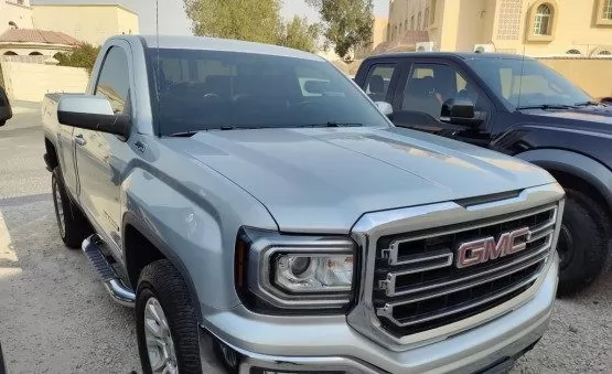 Used GMC Pickup For Sale in Doha #9849 - 1  image 
