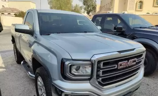Использовал GMC Pickup Продается в Доха #9849 - 1  image 