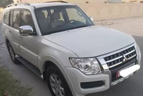 Использовал Mitsubishi Pajero Продается в Доха #9869 - 1  image 
