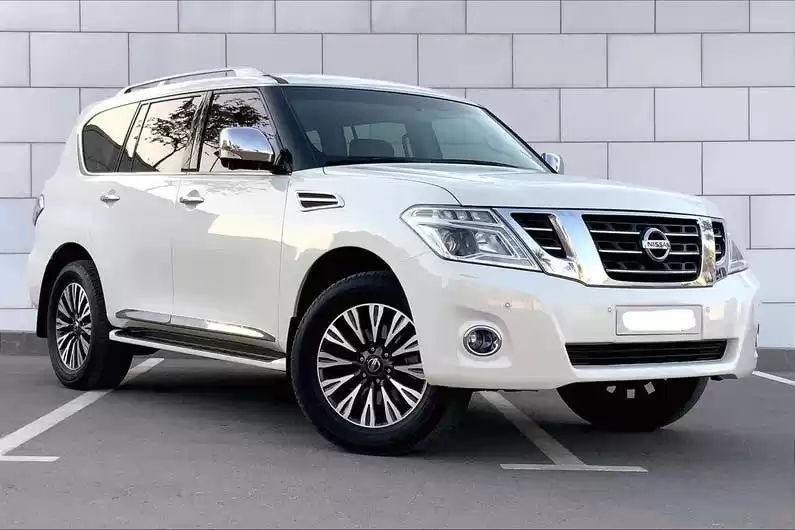 Utilisé Nissan Unspecified À vendre au Doha #9964 - 1  image 
