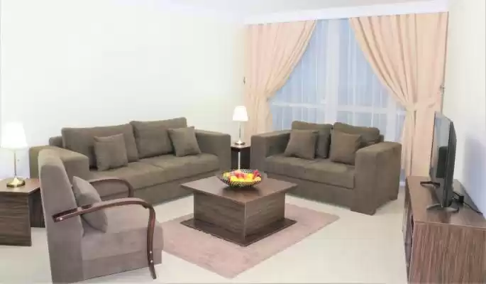 yerleşim Hazır Mülk 4 Yatak Odası F/F Apartman  kiralık içinde Al Sadd , Doha #10013 - 1  image 