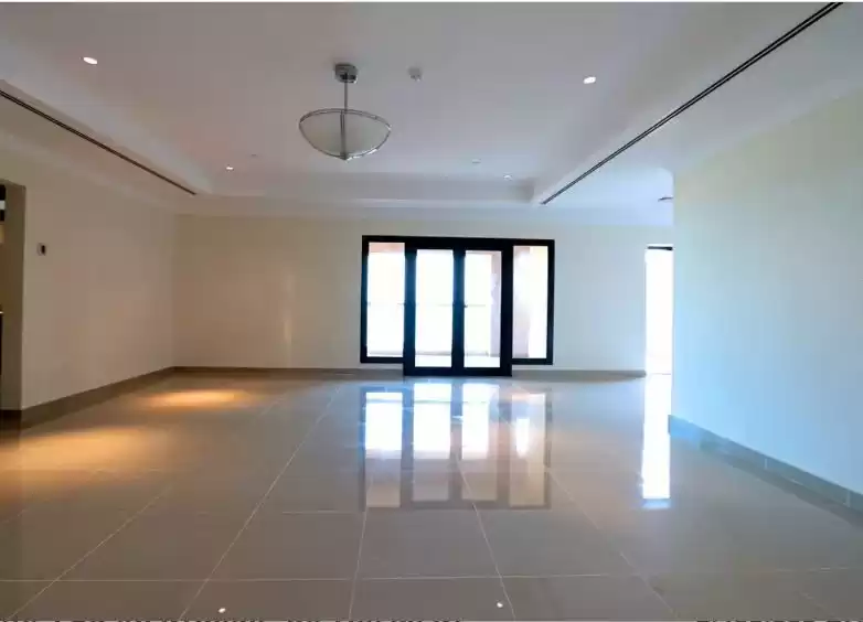 Жилой Готовая недвижимость 2 спальни Н/Ф Квартира  продается в Аль-Садд , Доха #10095 - 1  image 