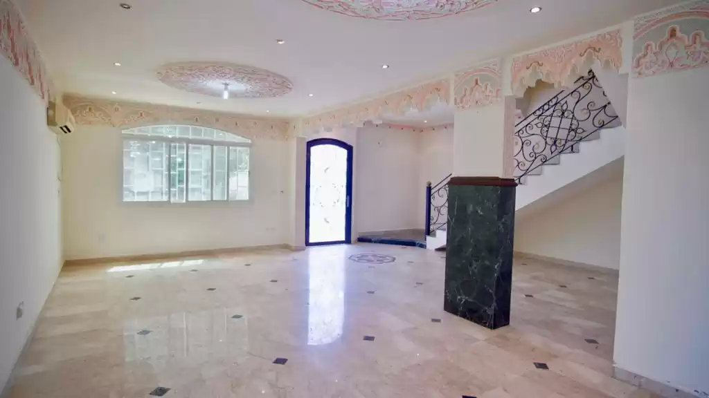 Жилой Готовая недвижимость 3 спальни Н/Ф Вилла в комплексе  в аренду в Аль-Садд , Доха #10162 - 1  image 