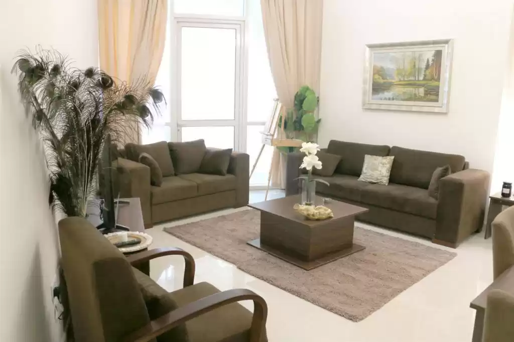 yerleşim Hazır Mülk 2 yatak odası F/F Apartman  kiralık içinde Al Sadd , Doha #10190 - 1  image 