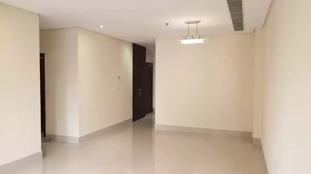 Wohn Klaar eigendom 2 Schlafzimmer S/F Wohnung  zu vermieten in Al Sadd , Doha #10257 - 1  image 
