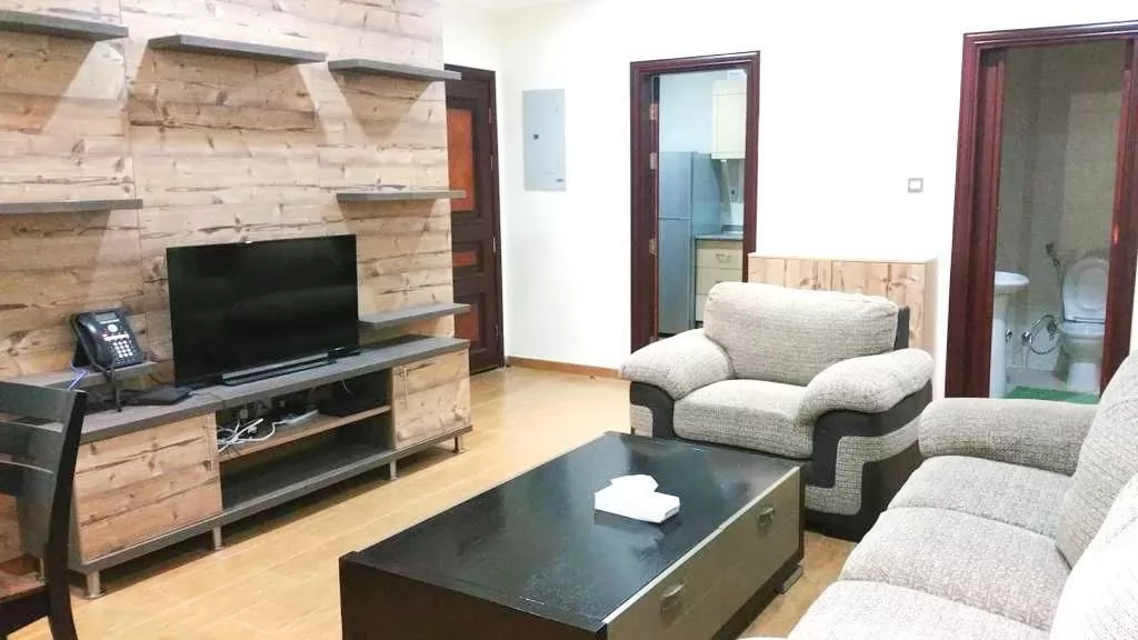 Residential Property 3 Bedrooms F/F Apartment  for rent in Doha-Qatar #10266 - 1  image 